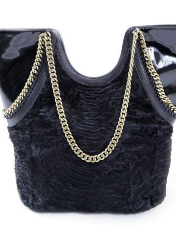 black-swakara-fur-shoulder-bag