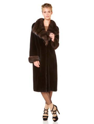 dafne-toulouse-z-blackglama-mink-jacket-front