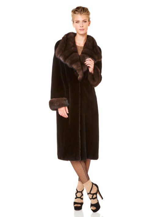 dafne-toulouse-z-blackglama-mink-jacket-front