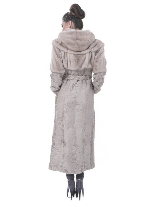 almodena-zk-nougatine-swakara-coat-back