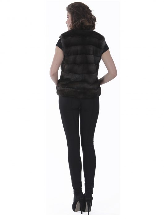 jesy-alleusion-sable-vest-back